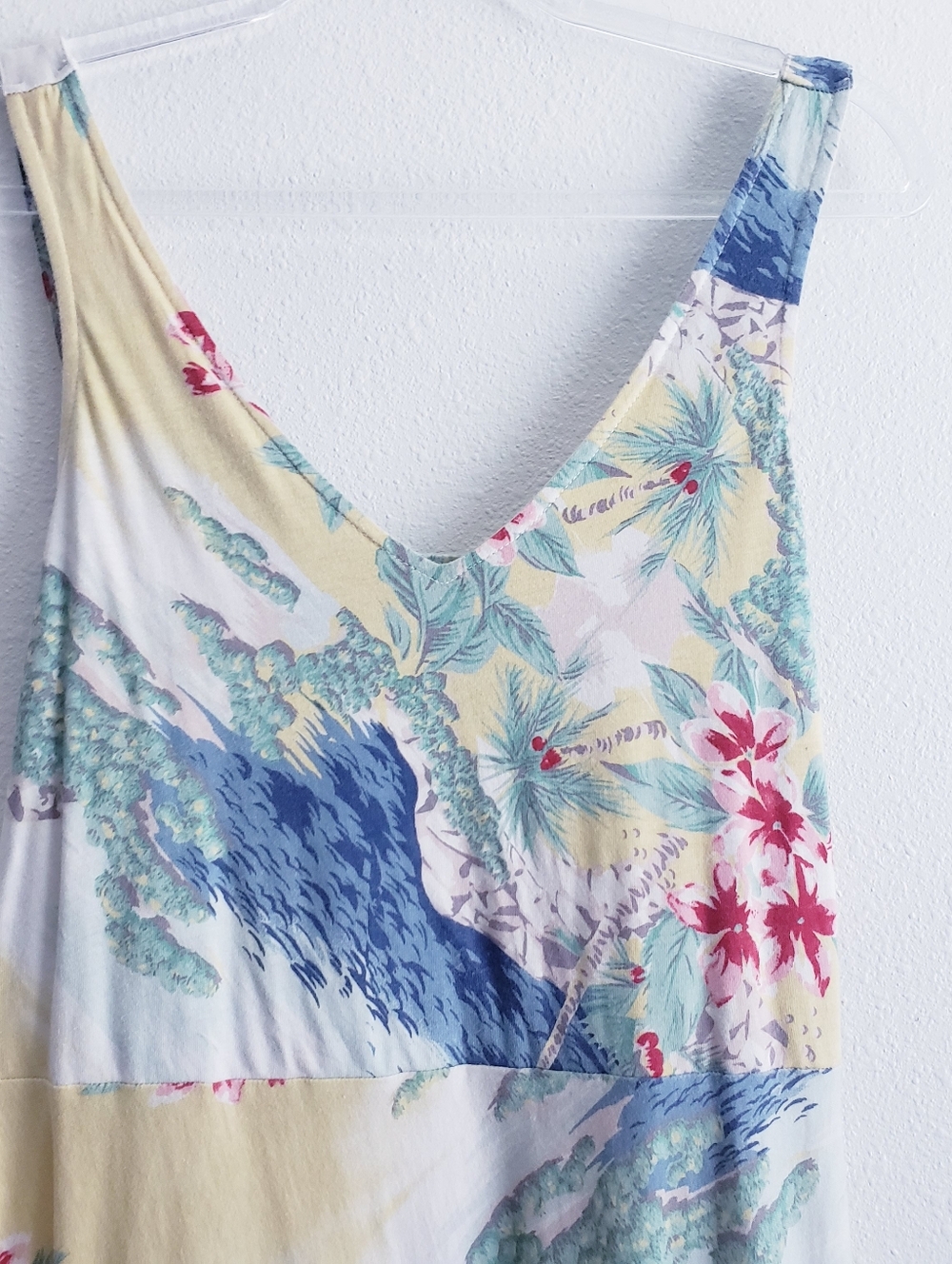 American Living V-Neck Sleeveless Fit & Flare Midi Dress in Tropical Print - Picture 3 of 8
